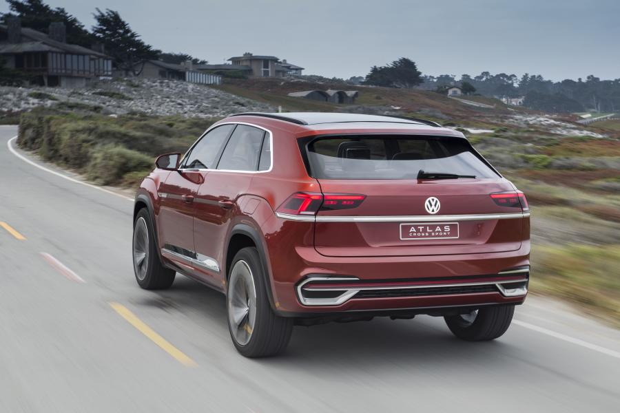  Volkswagen Atlas Cross Sport Concept 2018 года  (фото 11 из 30)